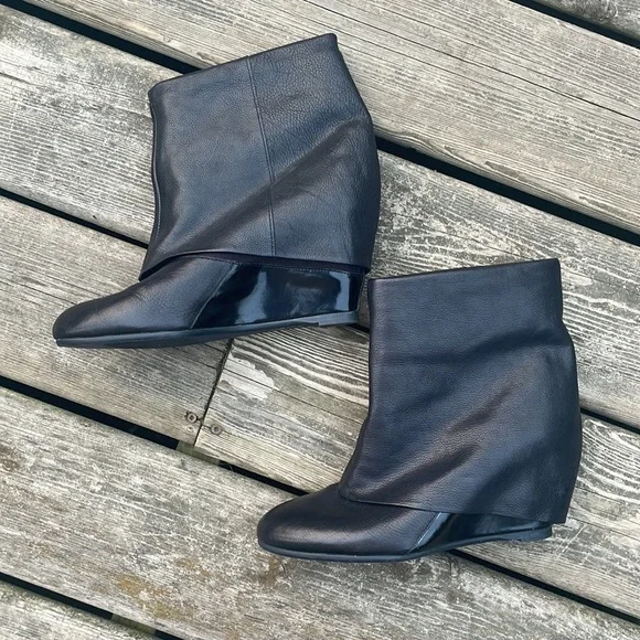 French Connection Rafaela Boots - Picture 11 of 13